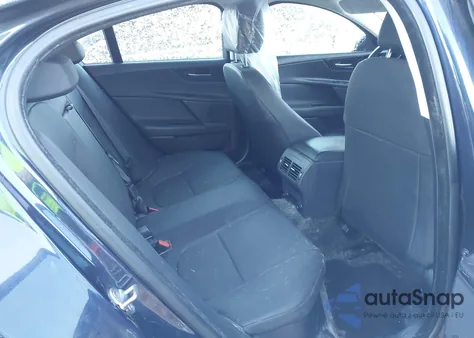 2017 Jaguar Xe 25T z USA, uszkodzony, nr VIN SAJAR4BGXHA975902